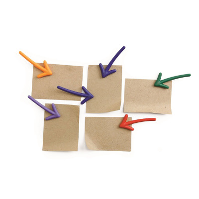 6-pack arrow magnets in hard plastic and in different colors with a strong neodymium magnet on the back.