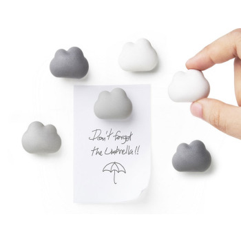 Cloud magnets in a 6-pack with white and grey magnets. Great as gift - comes in a nice packaging from Qualy.