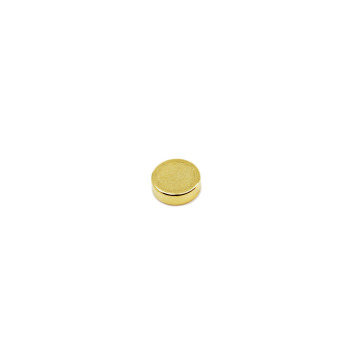 Gold plated magnet 5x3 mm. with a strength of approx. 0,7 kgs. Sold individually.