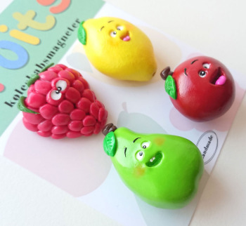 Fruit magnets from LSA Gallery in a package of 4 fun and smiling fruits (FIMO clay and neodymium magnets)