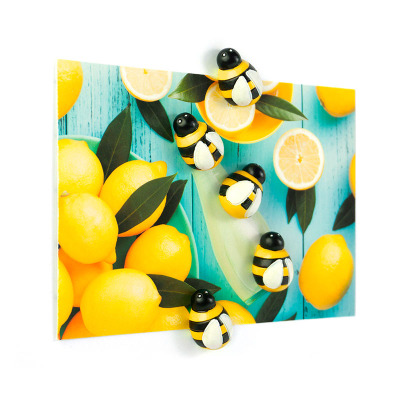 Place the bee magnets in fun combinations on the fridge. Each magnet holds up to 6 pieces of paper at a time.