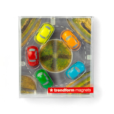 The 5 magnets will be sent to you in a gift box, looking like a roundabout.