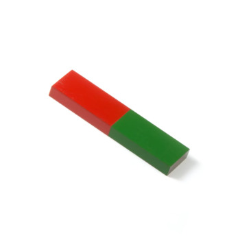 Block magnet made of AlNiCo for educational purpose. This size is the short one - 60x15 mm.