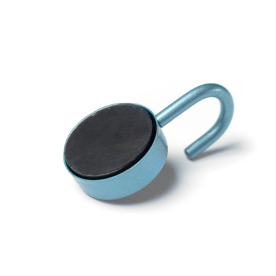 This is what the magnetic hooks look like on the back: black with an anti-slip surface. But the front and the hook is sky blue.