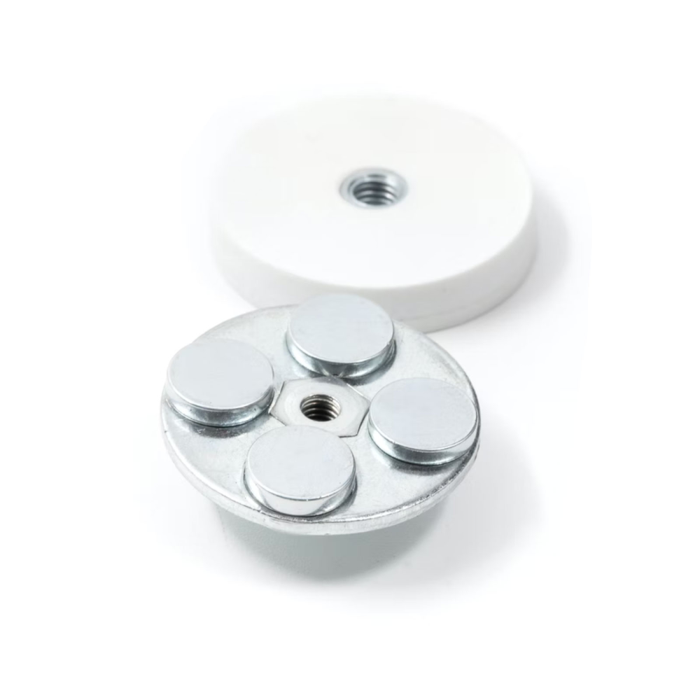 Rubber magnet (white) w. internal thread, Ø31 mm.